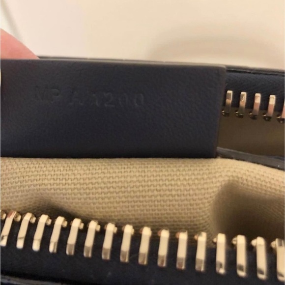 SOLD Givenchy Small Antigona Navy Croc Bag - Picture 7 of 8